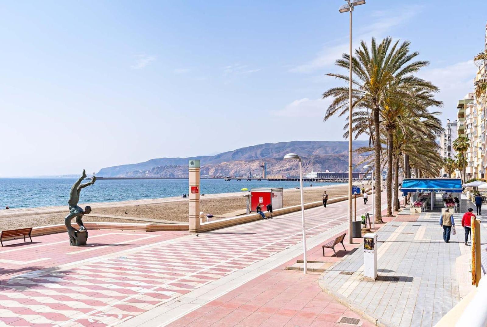 Apartamento Playa Almería Exterior foto
